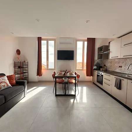 Elegant Boho Chic Flat With Sea View, Few Steps From Monaco And Mc *