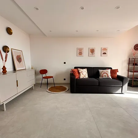 아파트 Elegant Boho Chic Flat With Sea View, Few Steps From Monaco And Mc