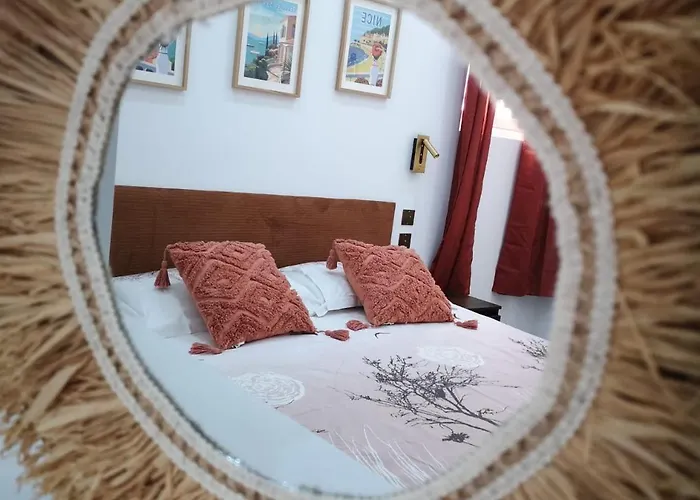 Courts & Coasts Few Steps From Tennis Courts, Country Club And Montecarlo شقة *