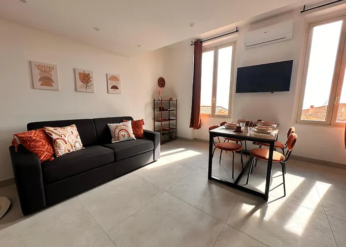 Courts & Coasts Few Steps From Tennis Courts, Country Club And Montecarlo شقة روكوبرُن كاب مارتي