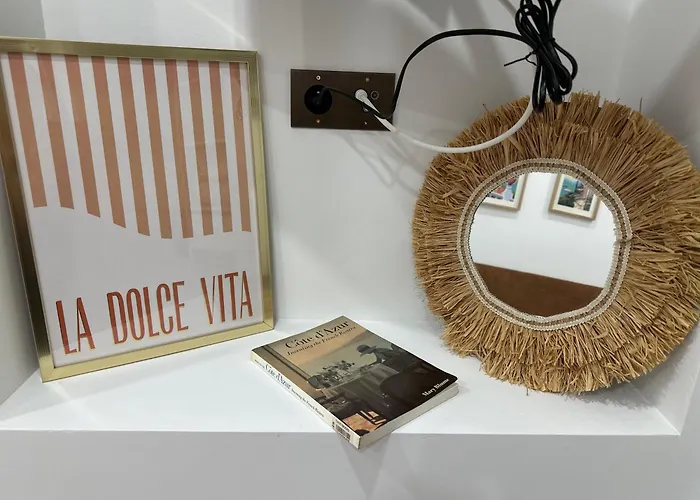 Courts & Coasts Few Steps From Tennis Courts, Country Club And Montecarlo شقة *